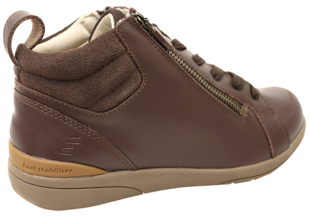 Homyped Odette Orthopedic Boots Chocolate Size 9