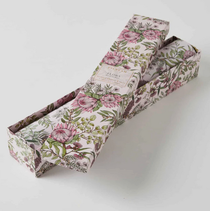 Pilbeam Flora Draw Liners