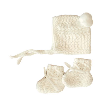 Snuggle Hunny Kids Ivory Merino Wool Bonnet and Booties