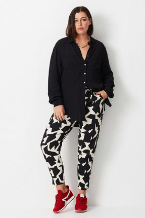 17 Sunday Relaxed Fit Casual Shirt