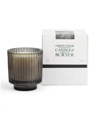 In Essence Green Cedar Pure Essential Oil Candle 255G