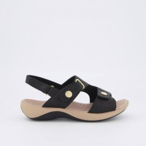 Homyped Odette Strap Sandals in Black Size 8