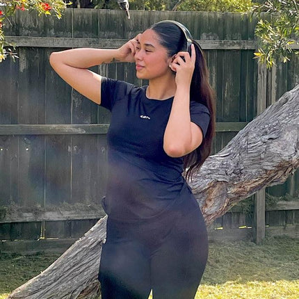 Premium Activewear - Signature Tee – Black - OhYouLuckyDuck.com.au