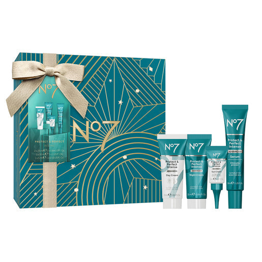 No7 Protect and Perfect Mini Set Christmas 2024