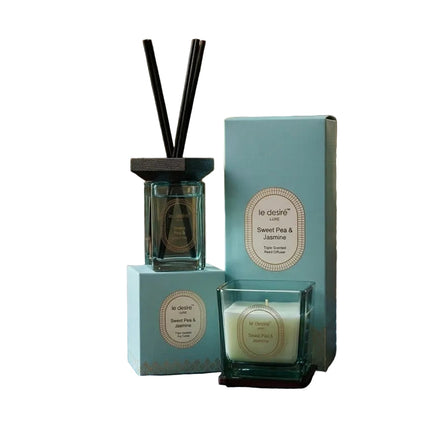 Le Desire Luxe Soy Candle Jasmine and Sweet Pea 255G