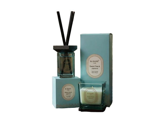 Le Desire Luxe Soy Candle Jasmine and Sweet Pea 255G