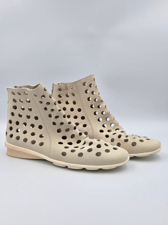 Arche Sample Dato Cream Summer Ankle Boots