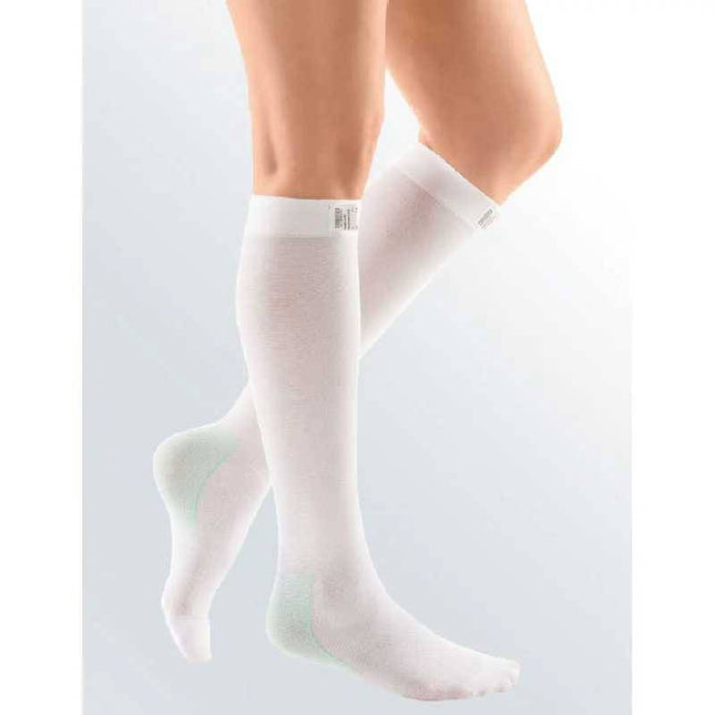 GCS Anti-Embolism Safety Sole Compression Stockings Knee Length Medium 1 Pair