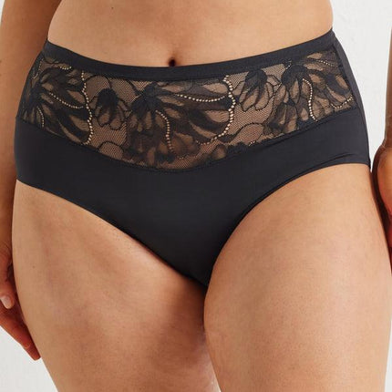 Kayser Smooth All Over Lace Full Brief - Black