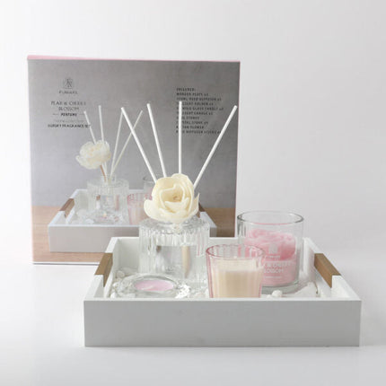 Fumare Scented Diffuser And Candle Wooden Plate Gift Set Pear And Cherry Blossom 1.5KG
