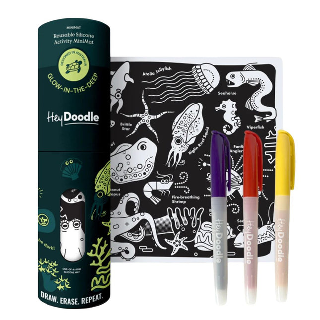 HeyDoodle Mini Mat Glow In The Dark Reusable Silicone Colouring Mat 30CM x 20CM