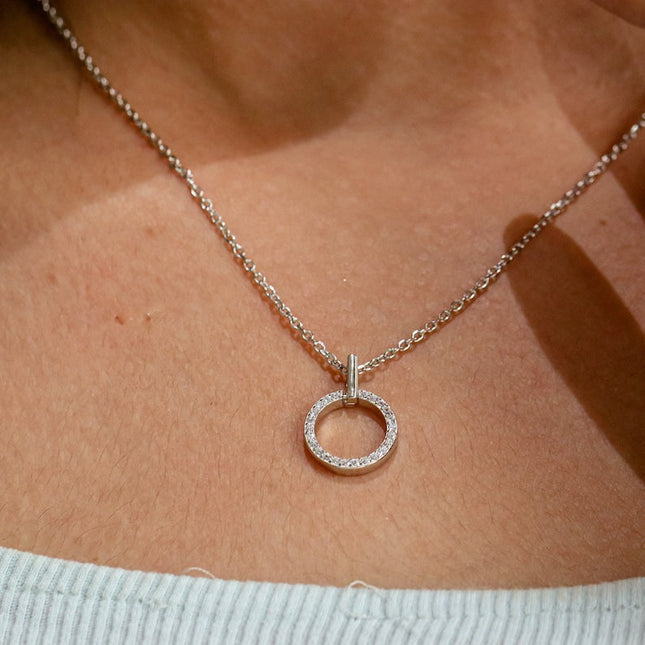 Memoriajewels Sterling Silver Round Circle Necklace With Zirconia