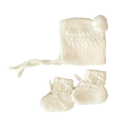 Snuggle Hunny Kids Ivory Merino Wool Bonnet and Booties