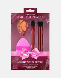 Real Techniques Merry Must Have Set with Makeup Brushes and Sponge