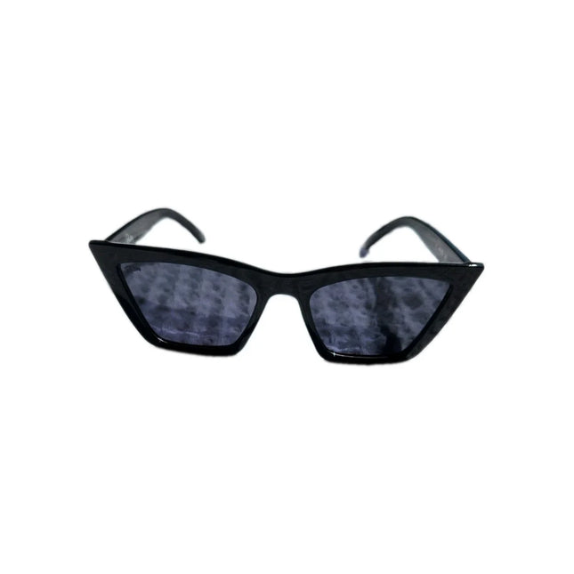 Reality Lizette Sunglasses in Black